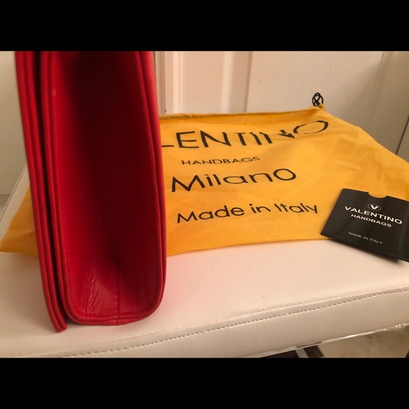 NWT! VALENTINO Lena Red Leather Clutch Crossbody - Picture 5 of 8